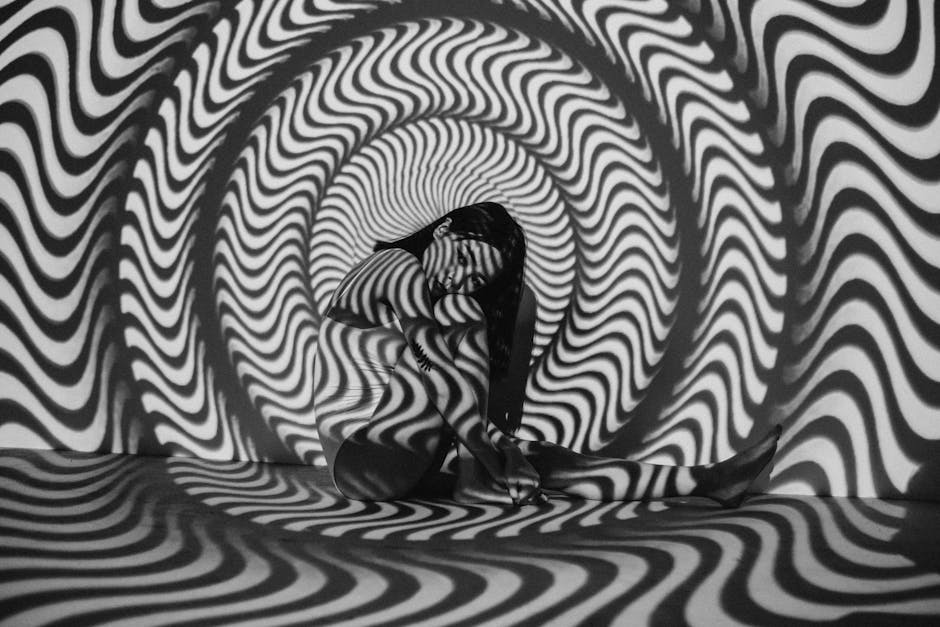 Top 10 Mind-Blowing Optical Illusions Explained