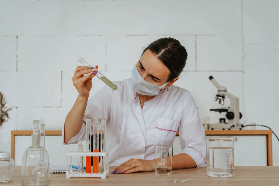 Top 10 Greatest Female Scientists You Should Know